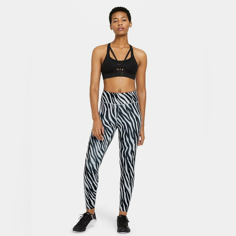 Nike White and Black Zebra Print 7/8 Printed Leggings